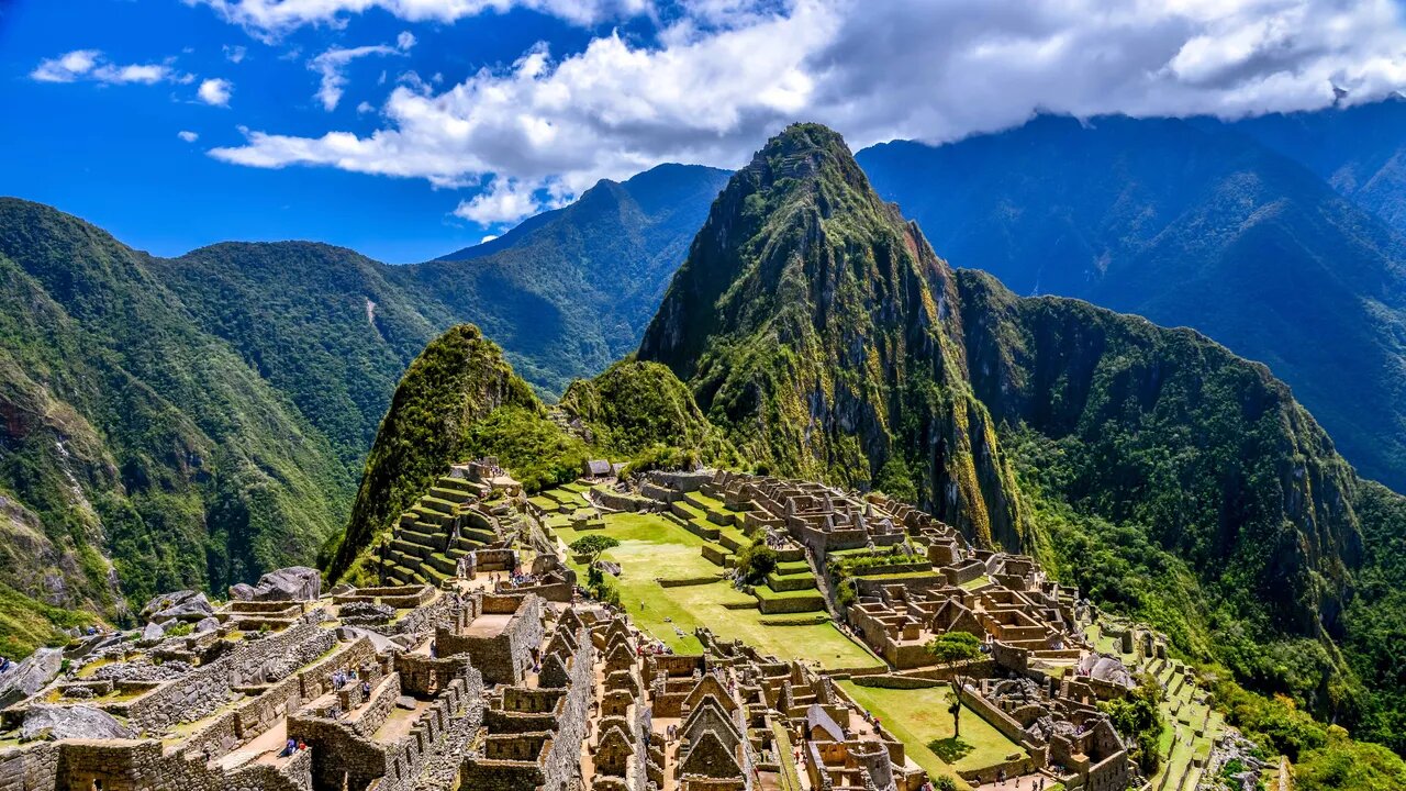 Exploring the Marvels of Machu Picchu: A Must-Visit Ancient Wonder